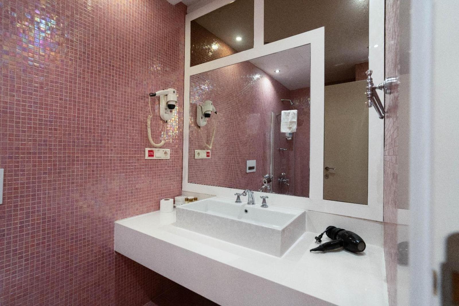 Golden Pars Hotel (Adults Only) Bursa Ngoại thất bức ảnh